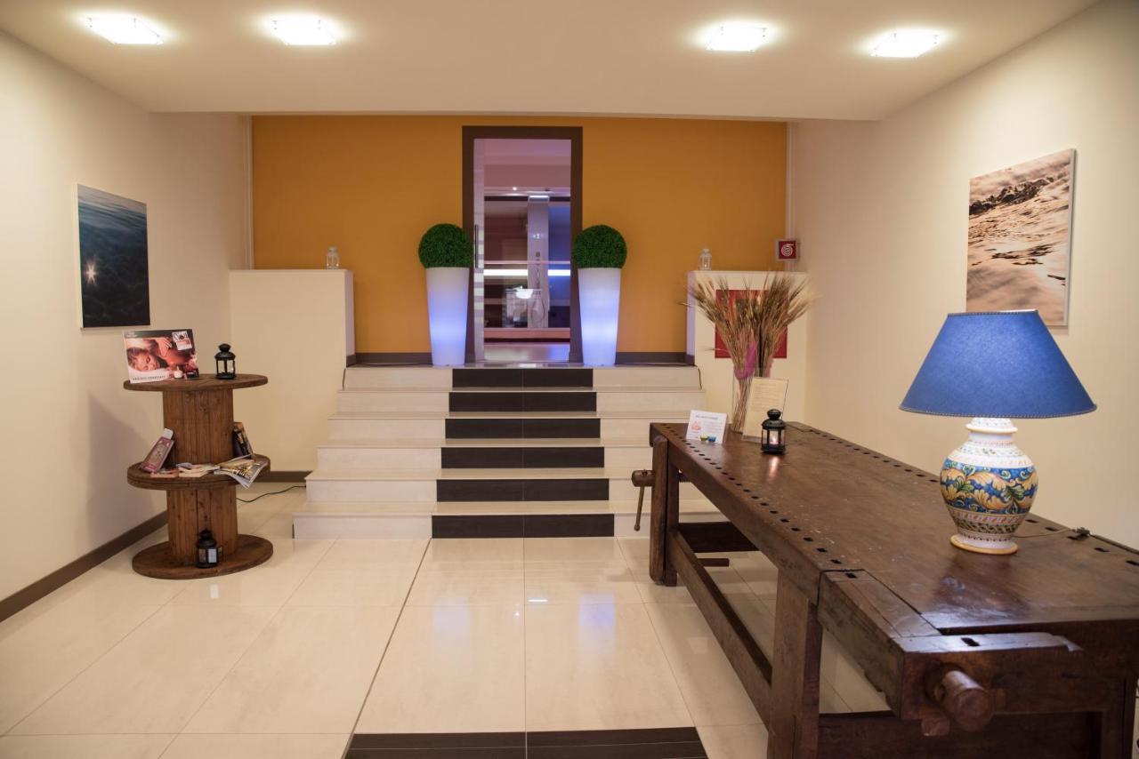 GH Avalon Sikani Gioiosa Marea Extérieur photo